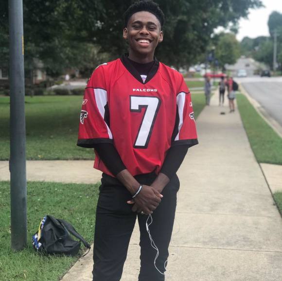 Meet your Posher, David - Picture 1 of 1